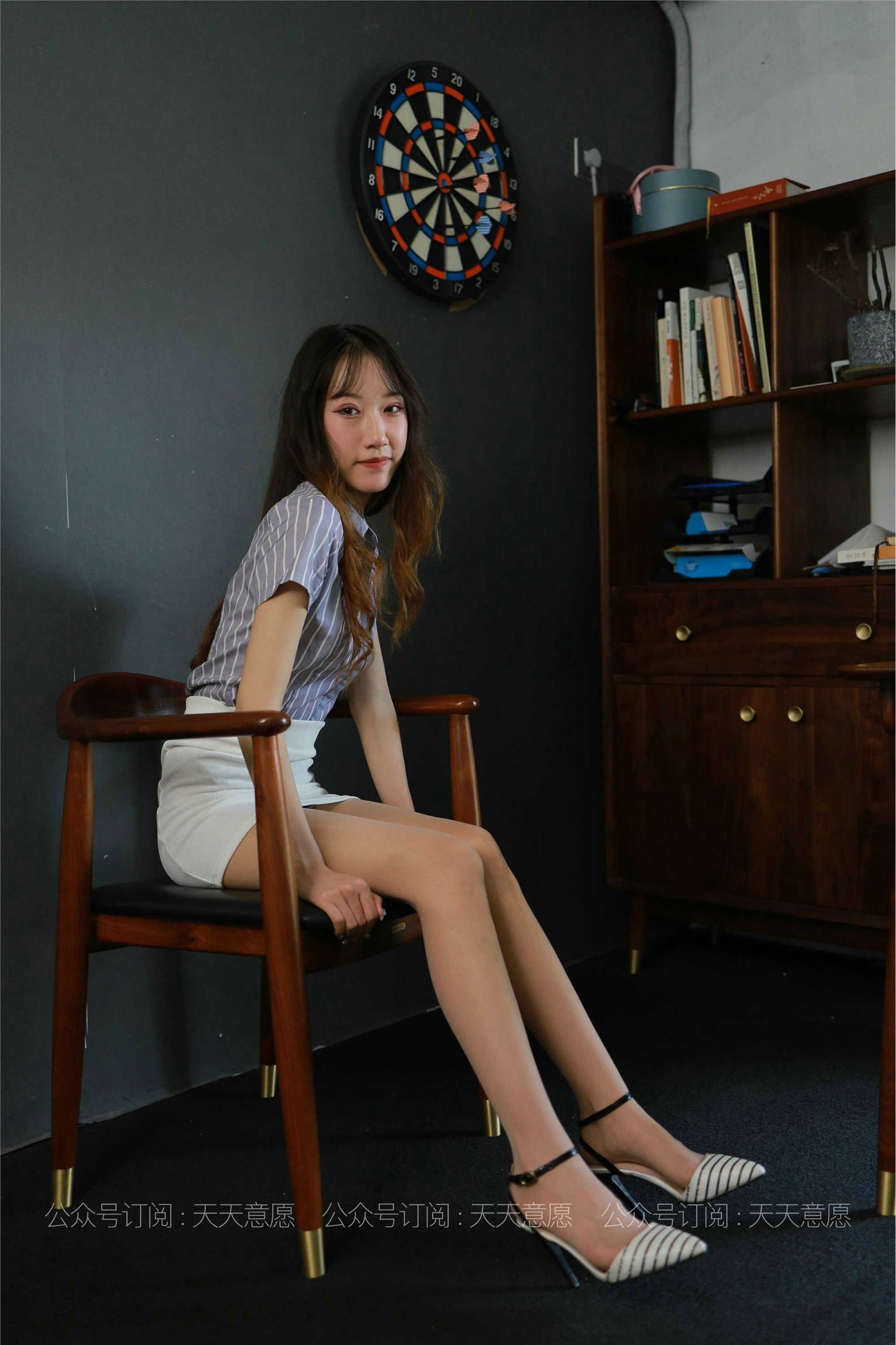 IESS异思趣向  2021.06.11 丝享家829：怡怡《长腿实习生》